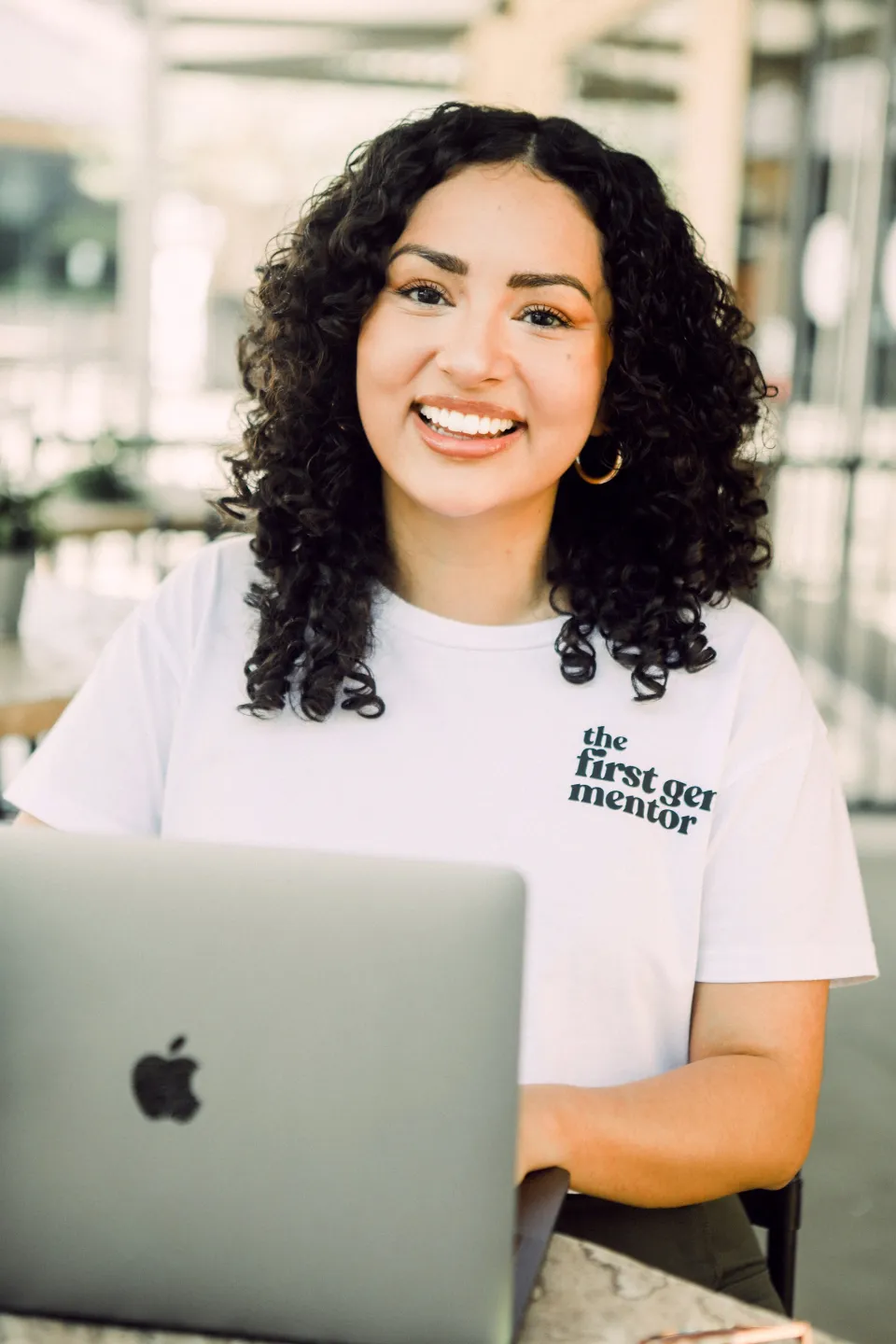 Giovanna Gonzalez headshot